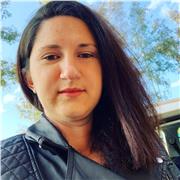 Laureata in Economia e Amministrazione delle imprese sono interessata a spiegare ai ragazzini fino alle medie la logica della matematica nel modo più semplice possibile